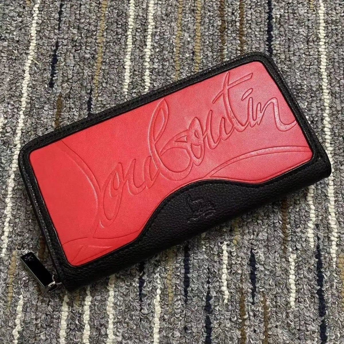 2025 Summer New Men's Rivet Wallet Fashion Leather Casual Versatile Handbag - InspiredGrabs.com