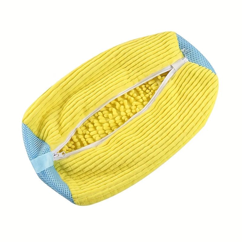 Chenille-Lined Shoe Washing Bag – Blue - InspiredGrabs.com