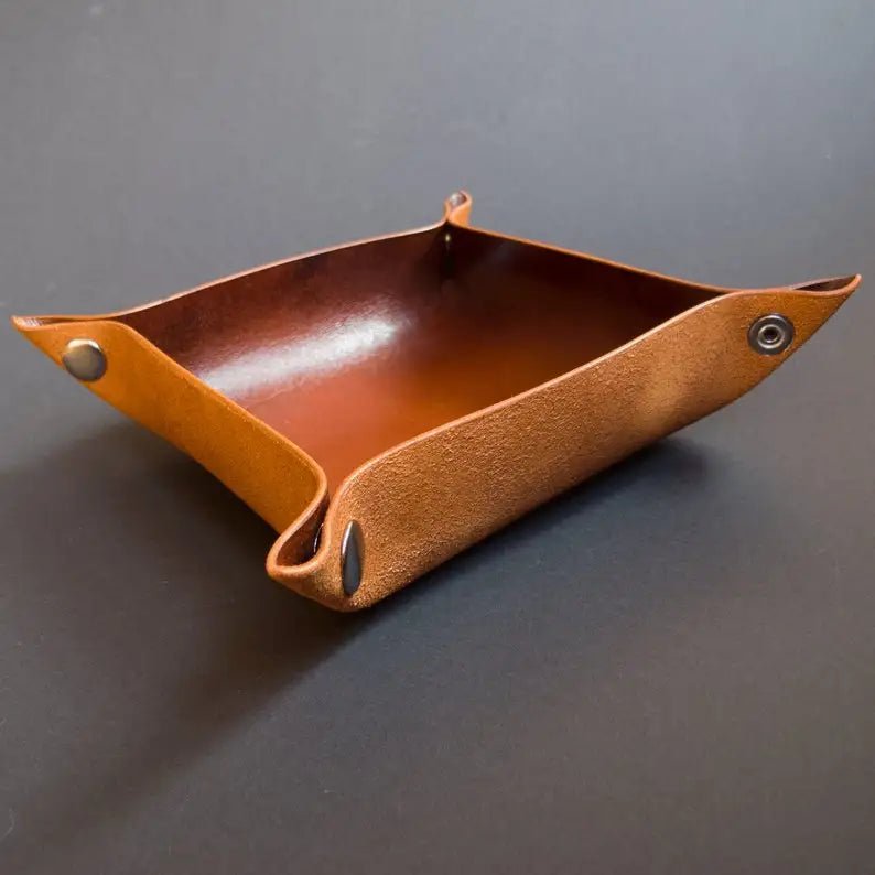 Leather Foldable Tobacco Rolling Tray – Portable Valet for Pipe Tools - InspiredGrabs.com
