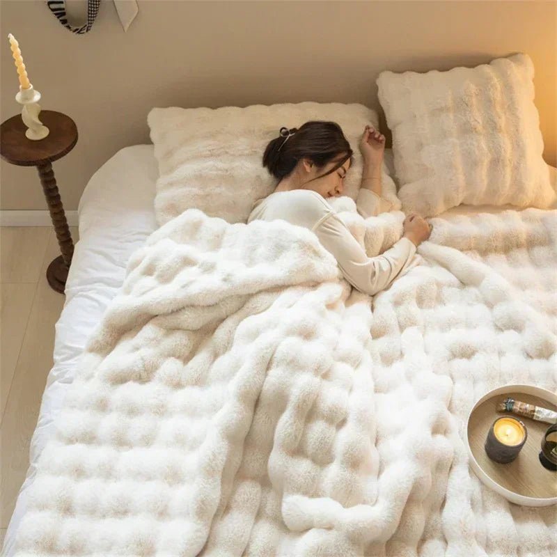 Soft Toscana Rabbit Fur Blanket – Double - Sided Bubble Fleece - InspiredGrabs.com