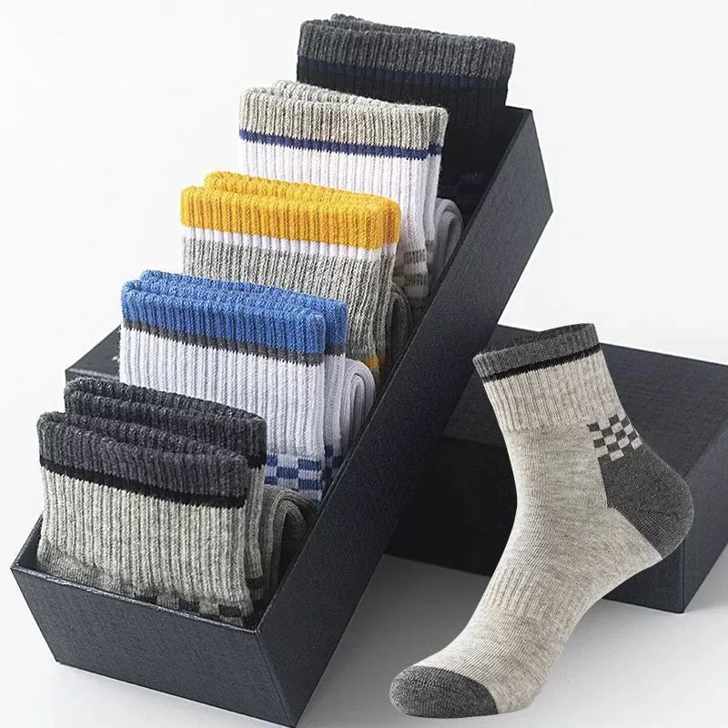 Unisex Graphic Socks - 4 Pairs of Comfort - InspiredGrabs.com