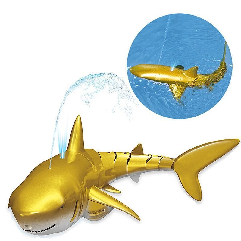 2.4G Remote Control Water Jet Shark Funny Water Spray Simulation Whale Animals Submarine Remote Control Fish - InspiredGrabs.com